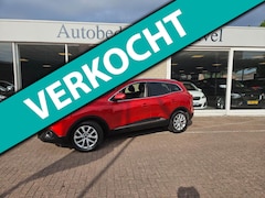 Renault Kadjar - 1.2 TCe Intens Candy Red Navi*Trekhaak*Licht+regen sensor*Climate* Rijklaar