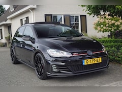 Volkswagen Golf - GTI Performance 2.0 TSI (300pk) Alcantara/Pano/Motec/Virtual/ACC/LED