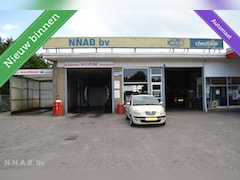 Lancia Y(psilon) - Ypsilon 1.4-16V Platino, Automaat, Fauteuils,