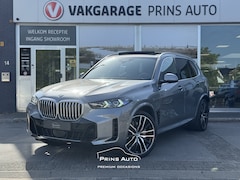 BMW X5 - xDrive50e M Sport |SKY LOUNGE|SOFT CLOSE|4-WIEL BEST.|CARBON|TREKHAAK|SKYSCRAPER GRAU META