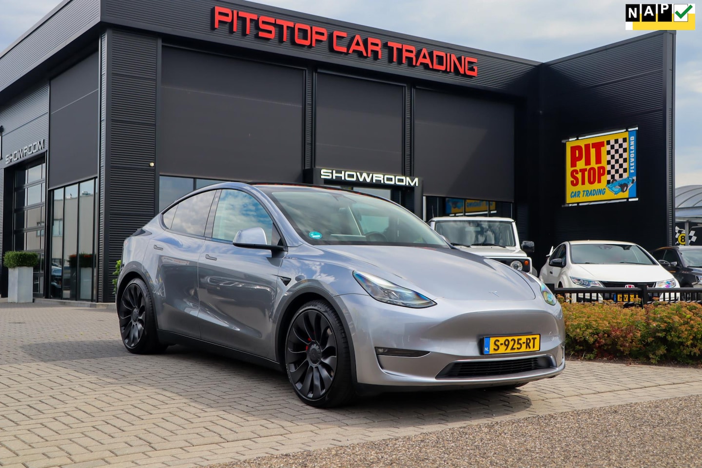 Tesla Model Y - Performance AWD 75 kWh, 462 PK, 1e Eig, *Nieuwstaat* - AutoWereld.nl