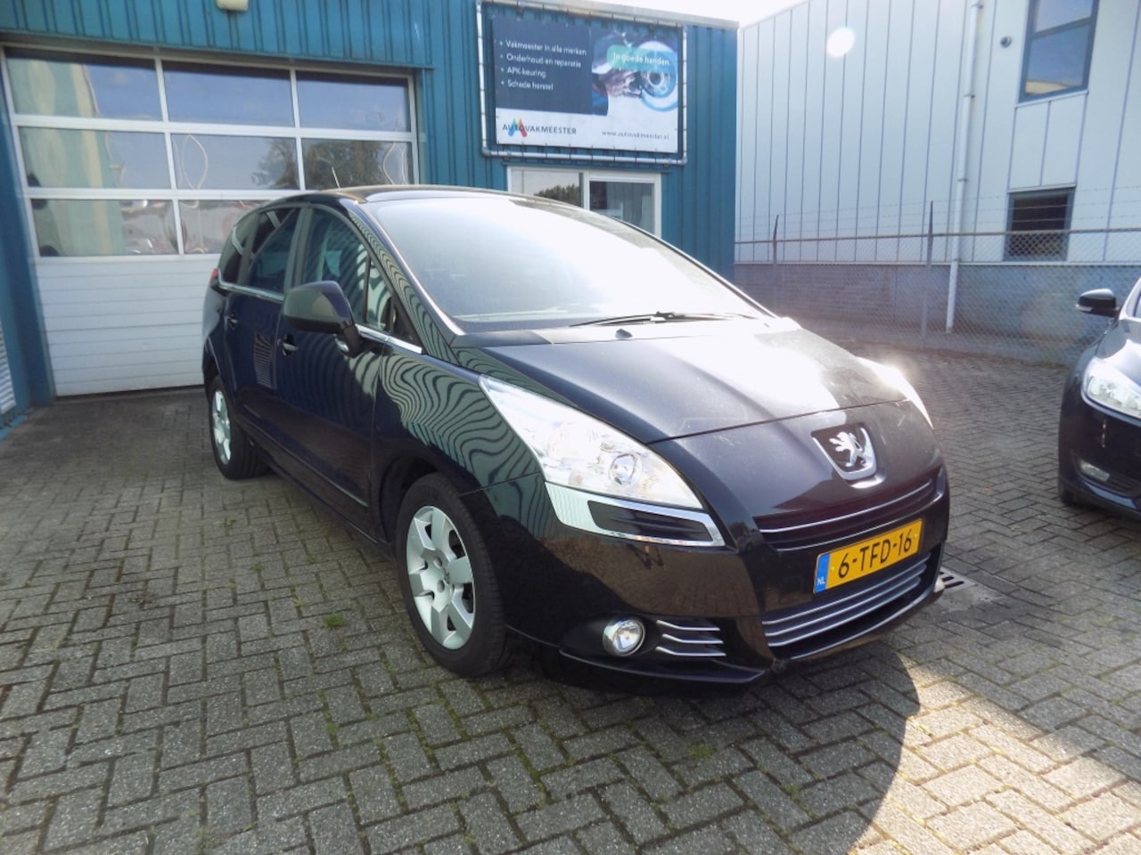 Peugeot 5008 - 1.6 VTi B. Lease 5p. - AutoWereld.nl