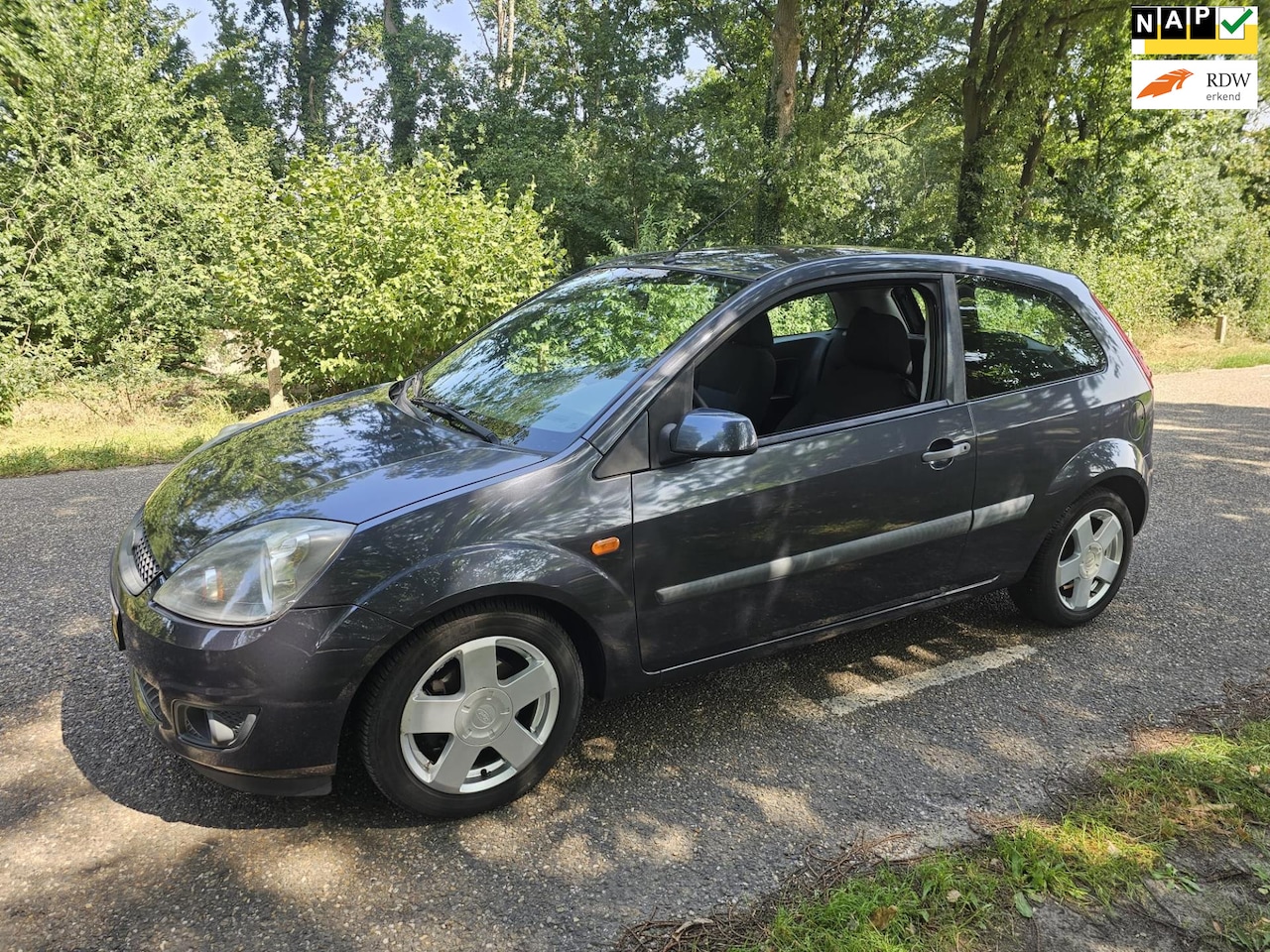Ford Fiesta - 1.3-8V Futura 1.3-8V Futura - AutoWereld.nl