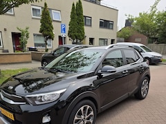 Kia Stonic - 1.4 MPi | Luxe uitvoering | Leder | Navi | 2e Eigenaar | 93.675 km | Zeer nette