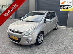 Hyundai i20 - 1.2i DynamicVersion|ElektrischeRamen|Nw Ap|Airco