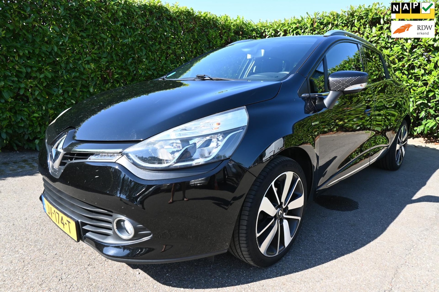 Renault Clio Estate - 0.9 TCe Iconic. Origineel Nederlandse auto met NAP. - AutoWereld.nl