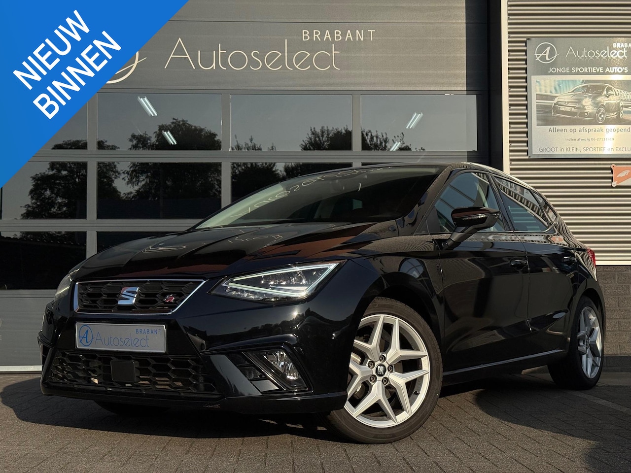 SEAT Ibiza - 1.0 TSI FR Clima CarPlay Leder - AutoWereld.nl
