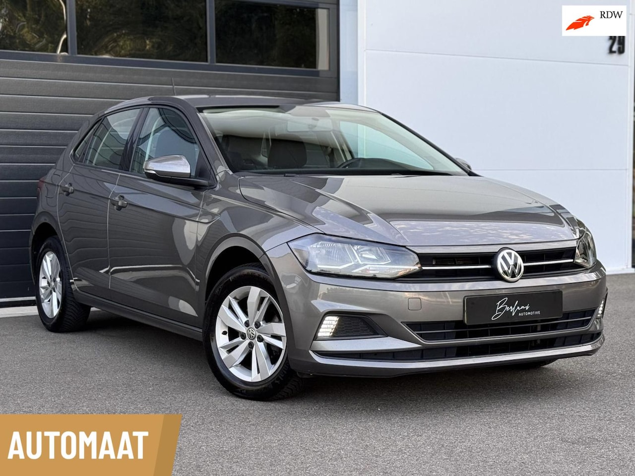 Volkswagen Polo - 1.0 TSI Comfortline Automaat | Carplay - AutoWereld.nl