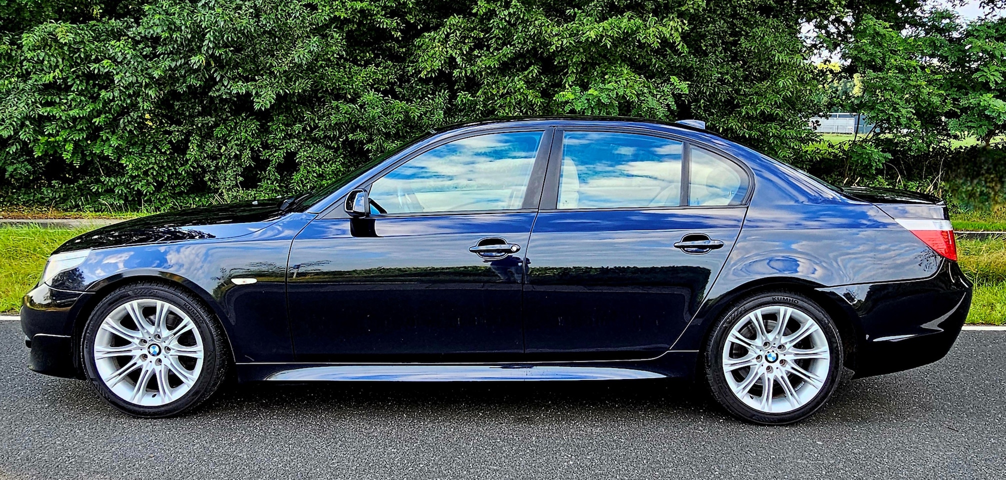 BMW 5-serie - 523i M-SPORT PAKKET INDIVIDUAL - AutoWereld.nl