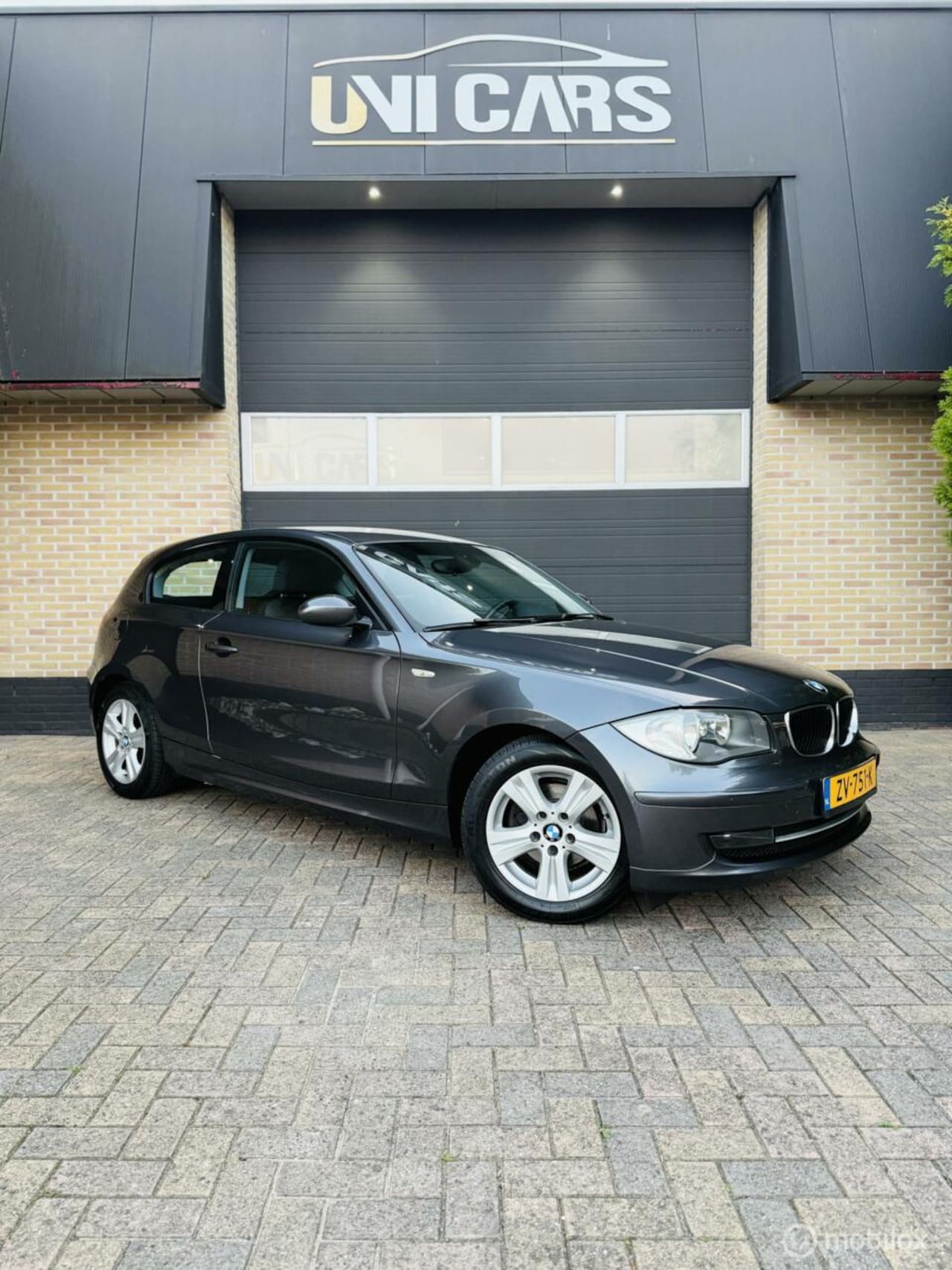 BMW 1-serie - 116i Executive|Airco|Cruise|Nieuwe Ketting|LM 16 - AutoWereld.nl