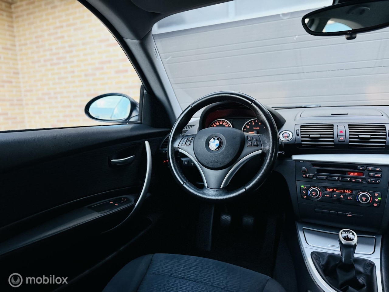 BMW 1-serie - 116i Executive|Airco|Cruise|Nieuwe Ketting|LM 16 - AutoWereld.nl