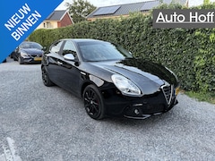 Alfa Romeo Giulietta - 1.6 JTDm Limited Edition | Navi | Autom. Airco | Cruise Control | 17" LMV | PDC | Trekhaak
