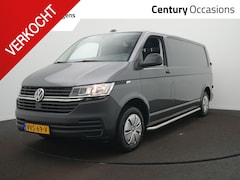 Volkswagen Transporter - Bedrijfswagens 2.0 TDI L2H1 28 Betimmering - Apple car play - Trekhaak - Cruise