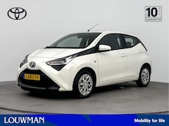 Toyota Aygo - 1.0 VVT-i x-play | Apple Carplay /- Android Auto | Airco | Parkeercamera |