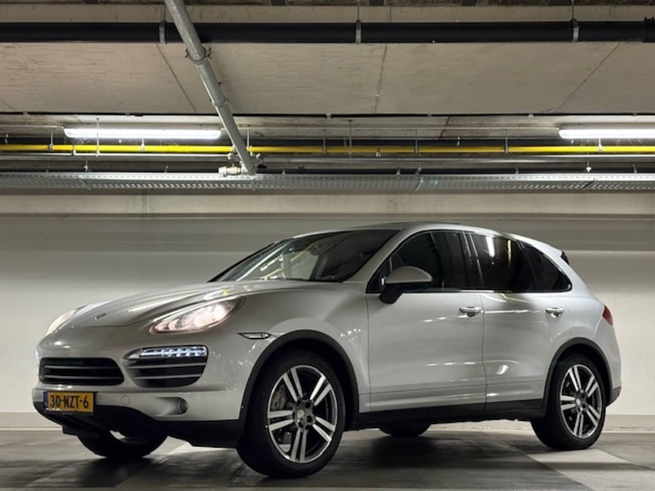 Porsche Cayenne - 3.6 btw auto, nap, panoramadak - AutoWereld.nl