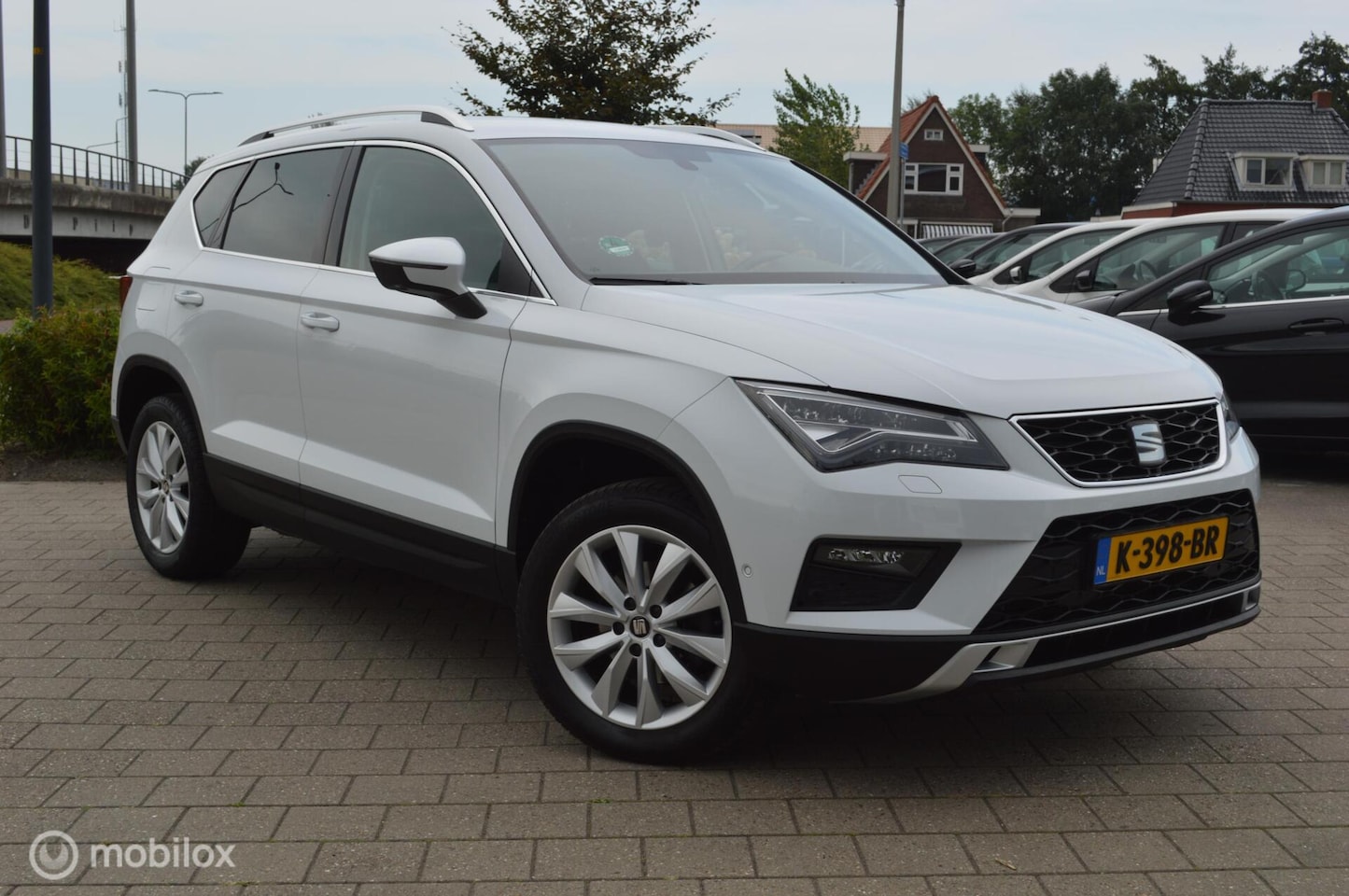 SEAT Ateca - 1.5 TSI FR Business Intense 1.5 TSI FR Business Intense - AutoWereld.nl