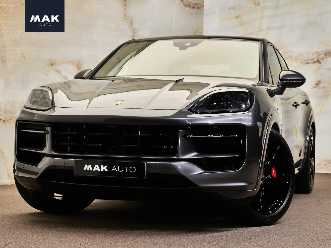 Porsche Cayenne Coupé - 3.0 S E-Hybrid 3.0 S E-Hybrid, SportDesign, 22", Bose, luchtv., sportchrono, carbon, tr.haak, matrix-LED, - AutoWereld.nl