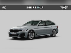 BMW 5-serie Touring - 530e M-Sport | Panoramadak | CoPilot | Head Up