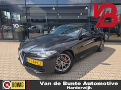 Alfa Romeo Giulia - 2.2 Super Corporate Edition *Trekhaak & Xenon