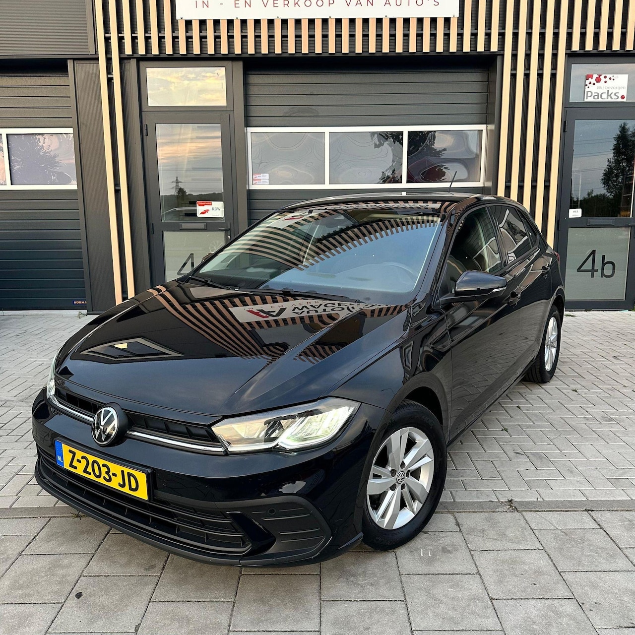 Volkswagen Polo - 1.0 TSI Life Business 1.0 TSI Life Business - AutoWereld.nl