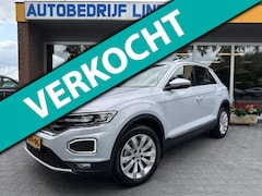 Volkswagen T-Roc - 1.5 TSI Sport Trekhaak camera virtual cockpit