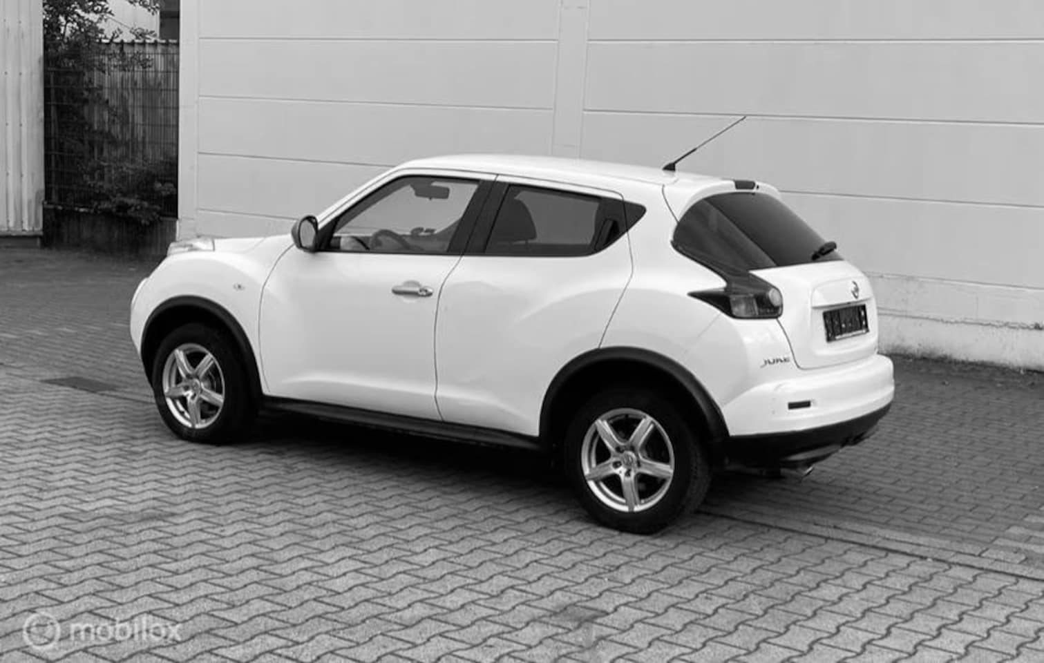 Nissan Juke - 1.6 Acenta Orig NL Auto NAVI CAMERA CLIMA CRUISE - AutoWereld.nl
