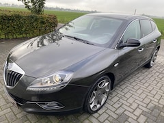 Lancia Delta - 1.8-16V Di Platino Schuifdak, Lederen bekleding, PDC