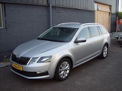 Skoda Octavia Combi - 1.0 TSI Greentech 115pk Business Edition NAVI GESTOLEN