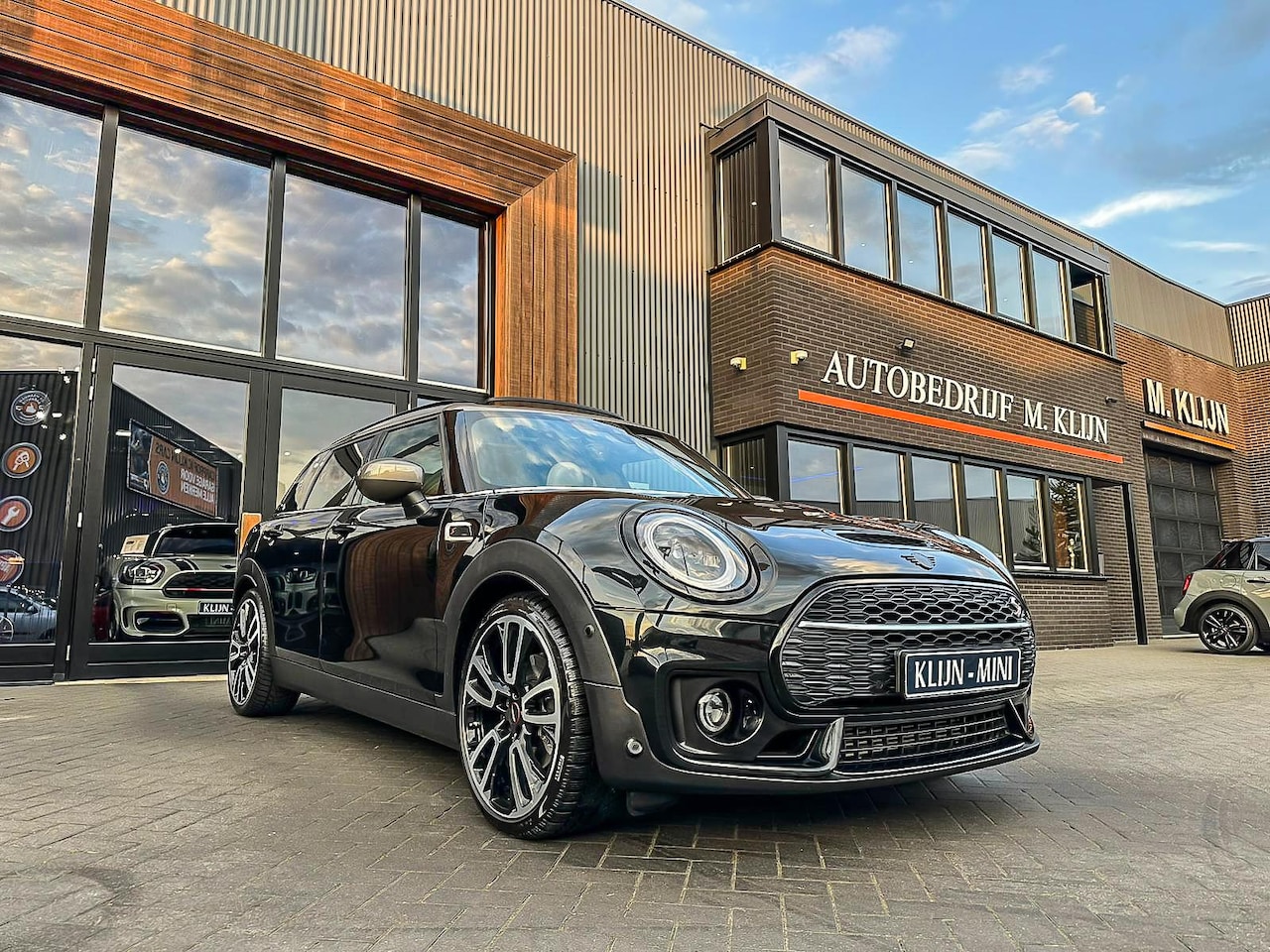 MINI Clubman - Mini 2.0 Cooper S John Cooper Works F1 Aut/Pano/Chester Leer/Hk/14.000km - AutoWereld.nl