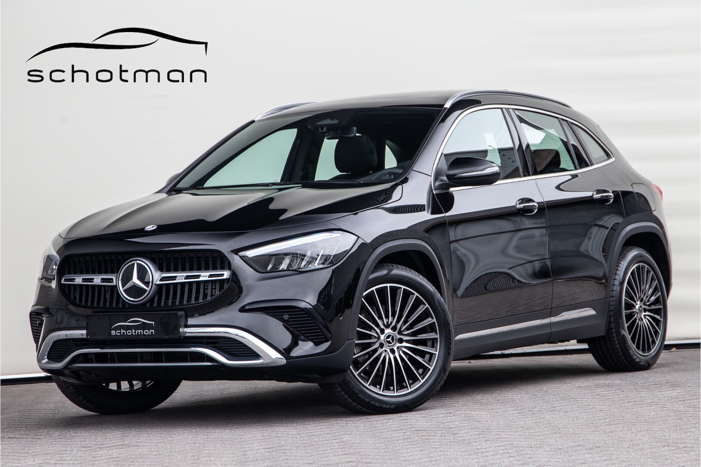 Mercedes-Benz GLA-Klasse - 250 e Luxury Line 250 e Luxury Line, Panorama, Key-Less, Hybrid 2024 - AutoWereld.nl
