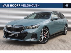 BMW i5 - eDrive40 High Executive M Sport / Adaptieve LED / Comfort Access / Parking Assistant Plus