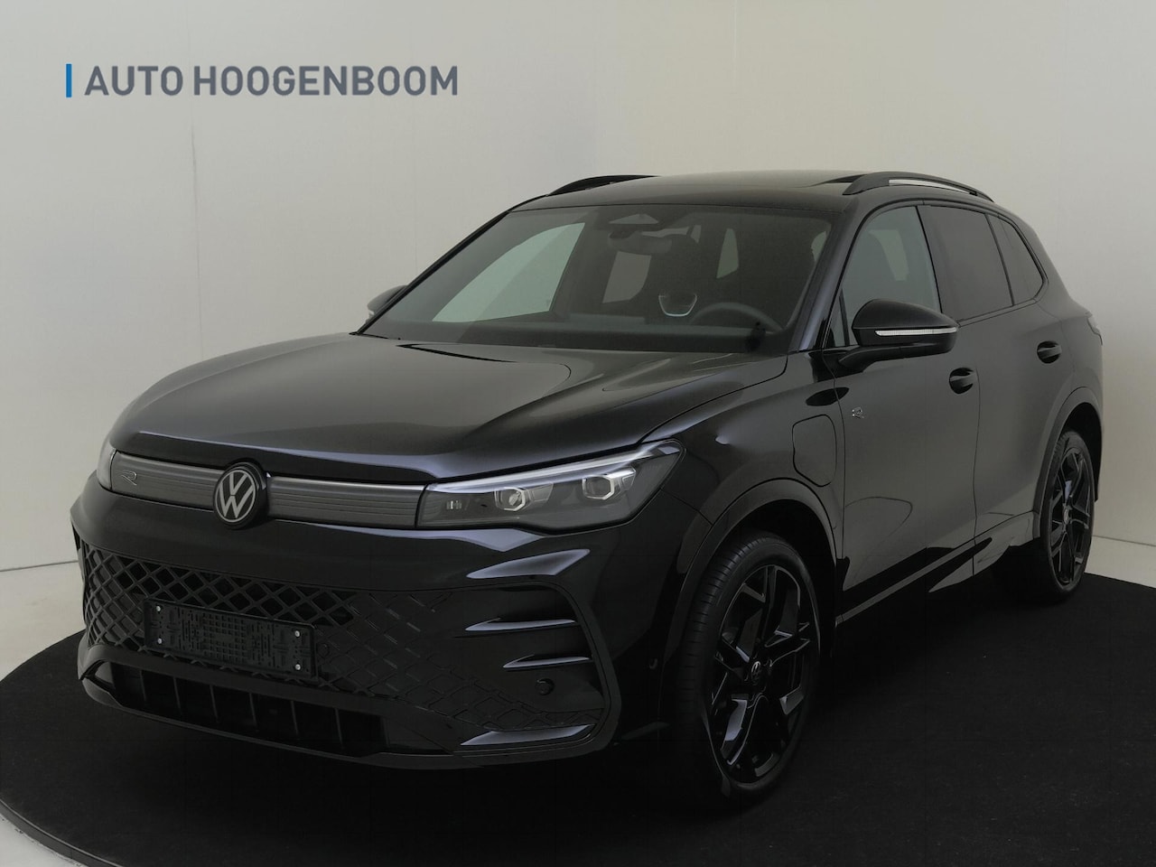 Volkswagen Tiguan - R-Line Edition - eHybrid | 'App-Connect' draadloze smartphone integratie | Automatische af - AutoWereld.nl