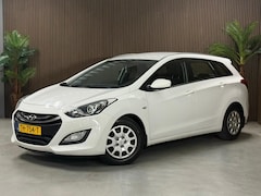 Hyundai i30 Wagon - 1.4 Garantie, nieuw ketting