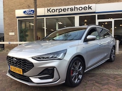 Ford Focus Wagon - 1.0 EBH 125 pk ST Line | Trekhaak | Camera achter
