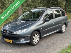 Peugeot 206 SW - 1.4 | 2006 | Grijs | Airco | Winterbanden