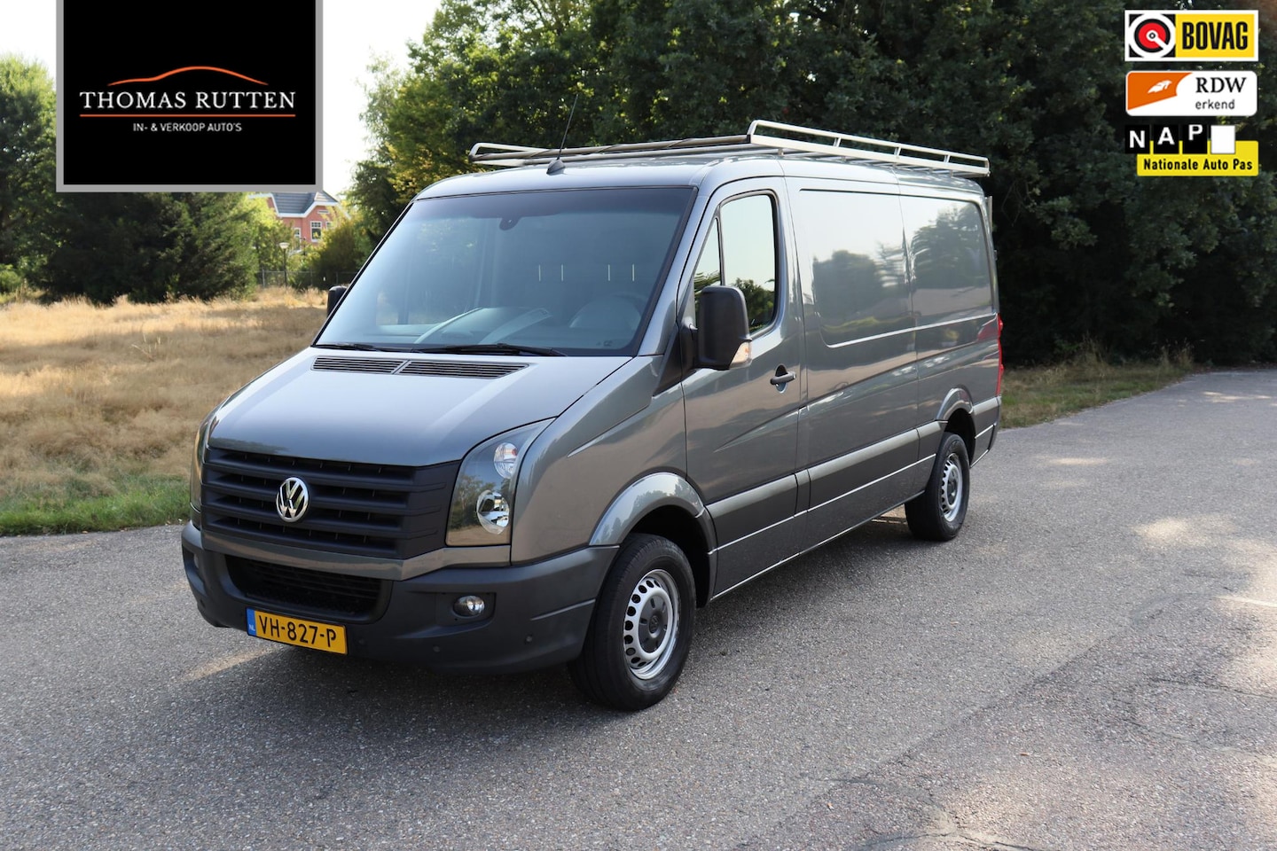 Volkswagen Crafter - 32 2.0 TDI L2H1 2014 NAP | 1e eigenaar | Dealer onderhouden | Airco | Cruise control | Tre - AutoWereld.nl