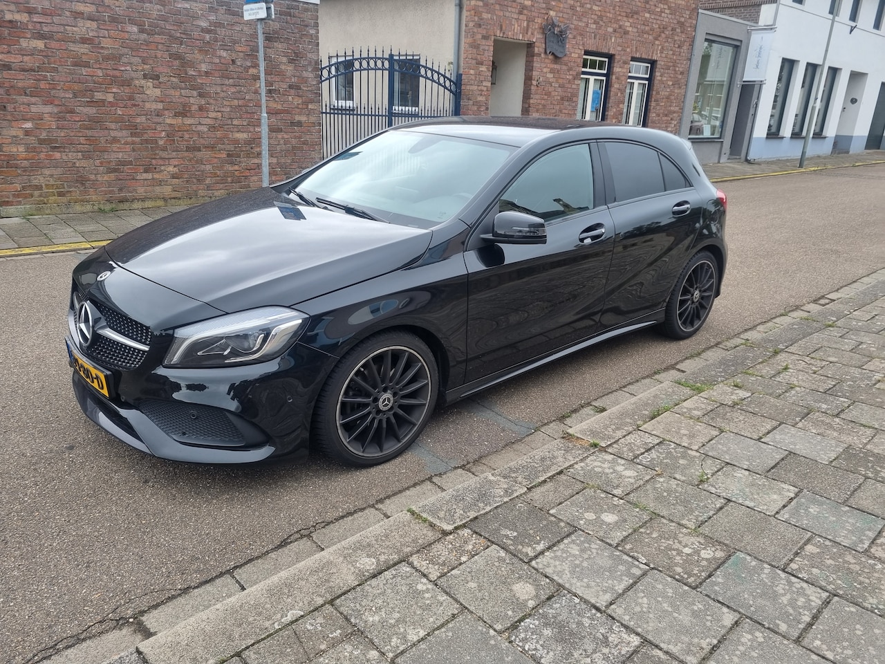 Mercedes-Benz A-klasse - 180 Business Solution AMG - AutoWereld.nl