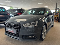 Audi A1 Sportback - 1.0 TFSI Adrenalin Clima, Xenon, 17inch, S-line, Led, Navi
