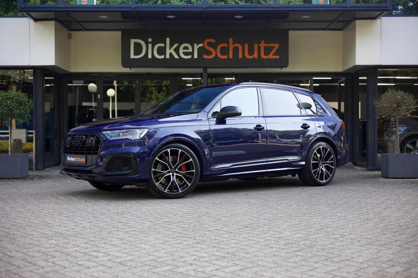 Audi Q7 - 60 TFSI e quattro Competition | Trekhaak | S Sportstoelen - AutoWereld.nl
