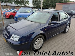 Volkswagen Bora - 1.6-16V