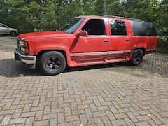 Chevrolet Suburban - V8 grijs kenteken lpg Motor defect