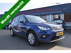 SEAT Arona - 1.0 TSI Style Business Intense , CLIMATR , A UITRIJ CAM , PDC V+A , NAVI , BL TOOTH ,