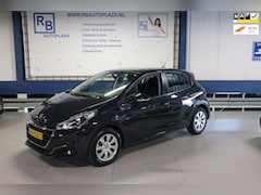 Peugeot 208 - 1.2 PureTech Blue Lion / NAP / NAVI / CAMERA
