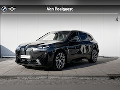 BMW iX - xDrive50 22 Inch / Getinte Ramen Achter / Stoelventilatie / Stoelverwarming / Driving Assi