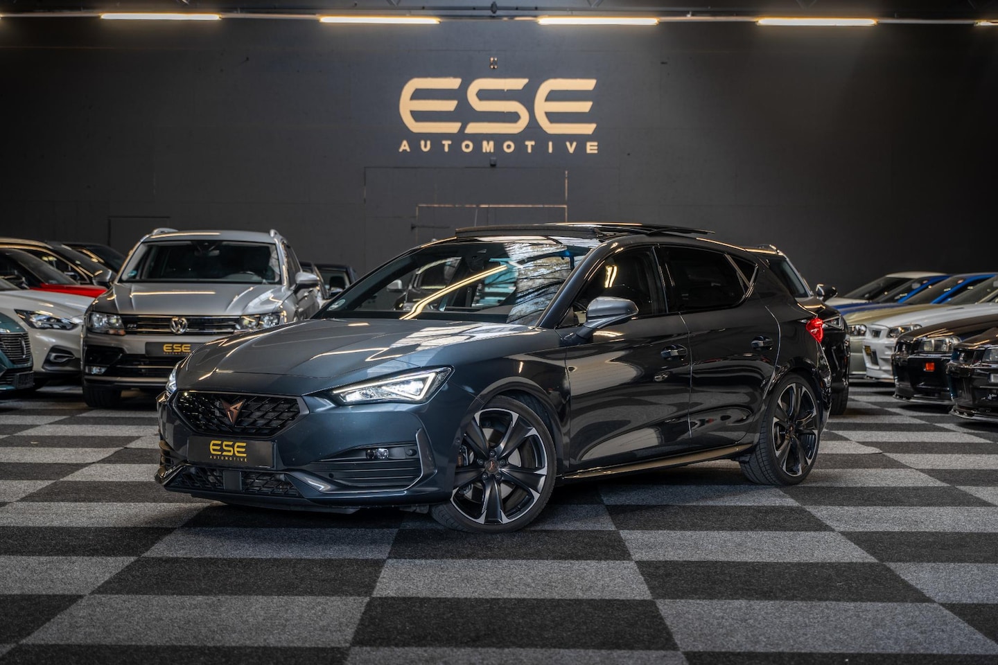 CUPRA Leon - 2.0 TSI VZ | Panoramadak | Memory | Carplay | Led - AutoWereld.nl