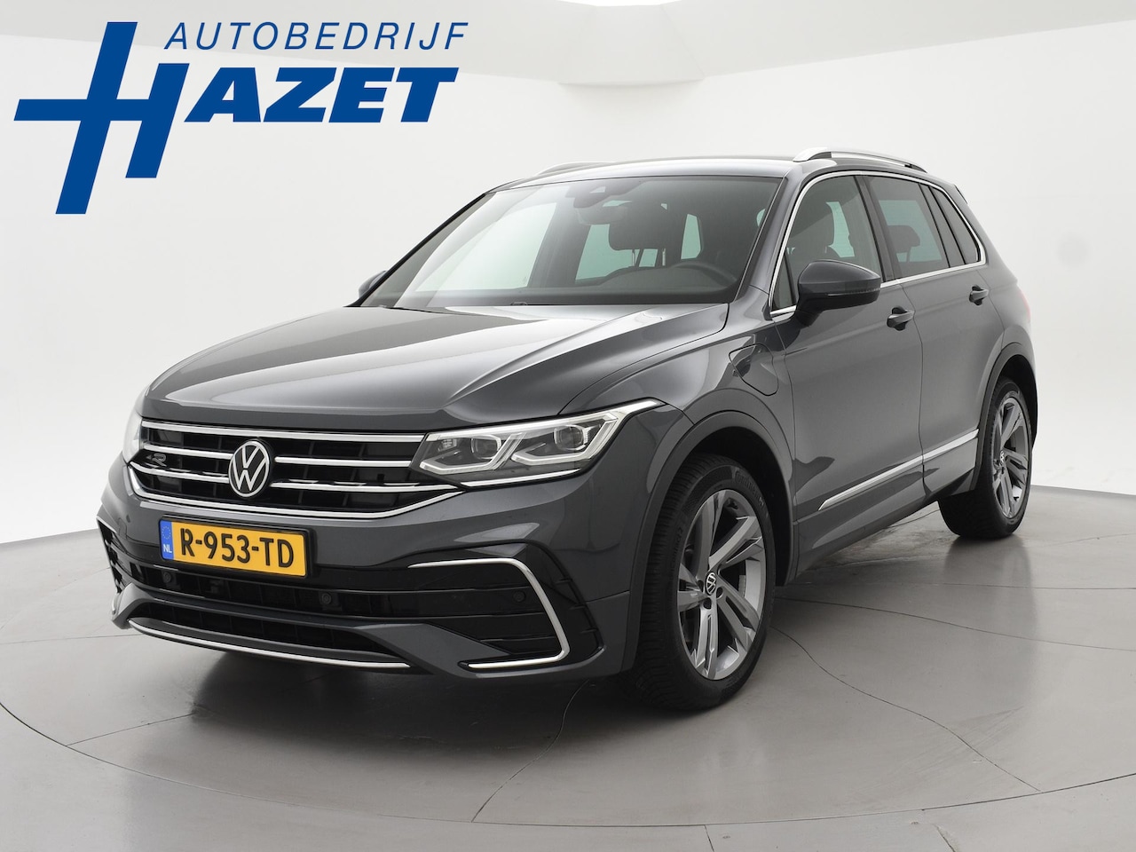 Volkswagen Tiguan - 1.4 TSI 245 PK EHYBRID 2X R-LINE + DIGITALE COCKPIT | 19 INCH | ADAPTIVE CRUISE | SFEERVER - AutoWereld.nl