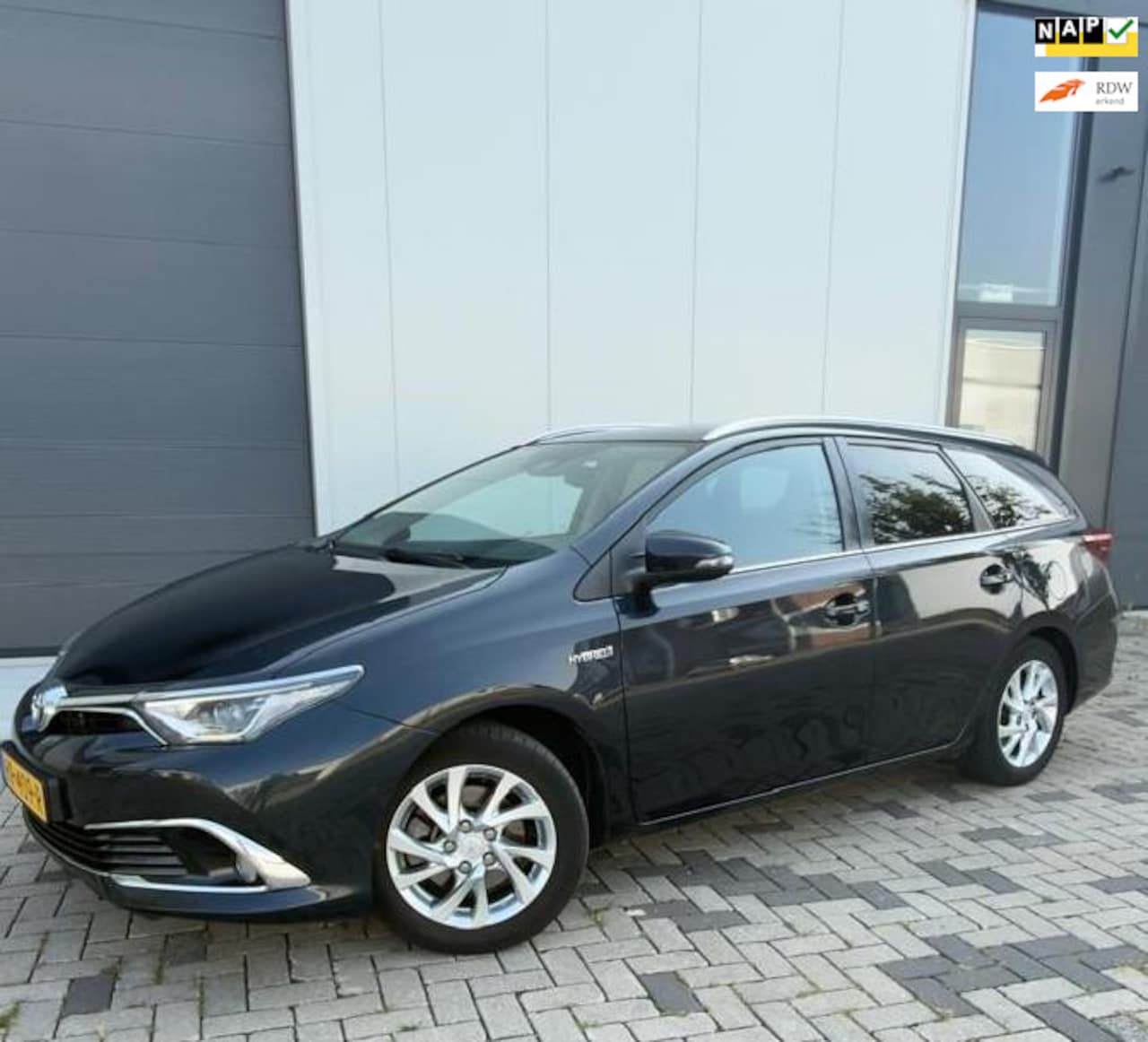 Toyota Auris Touring Sports - 1.8 Hybrid Lease Pro 1.8 Hybrid Lease pro - AutoWereld.nl