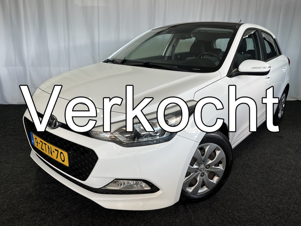 Hyundai i20 - 1.2 HP i-Motion Comfort ECC/CRUISE/PDC/TREKHAAK/LANE - AutoWereld.nl
