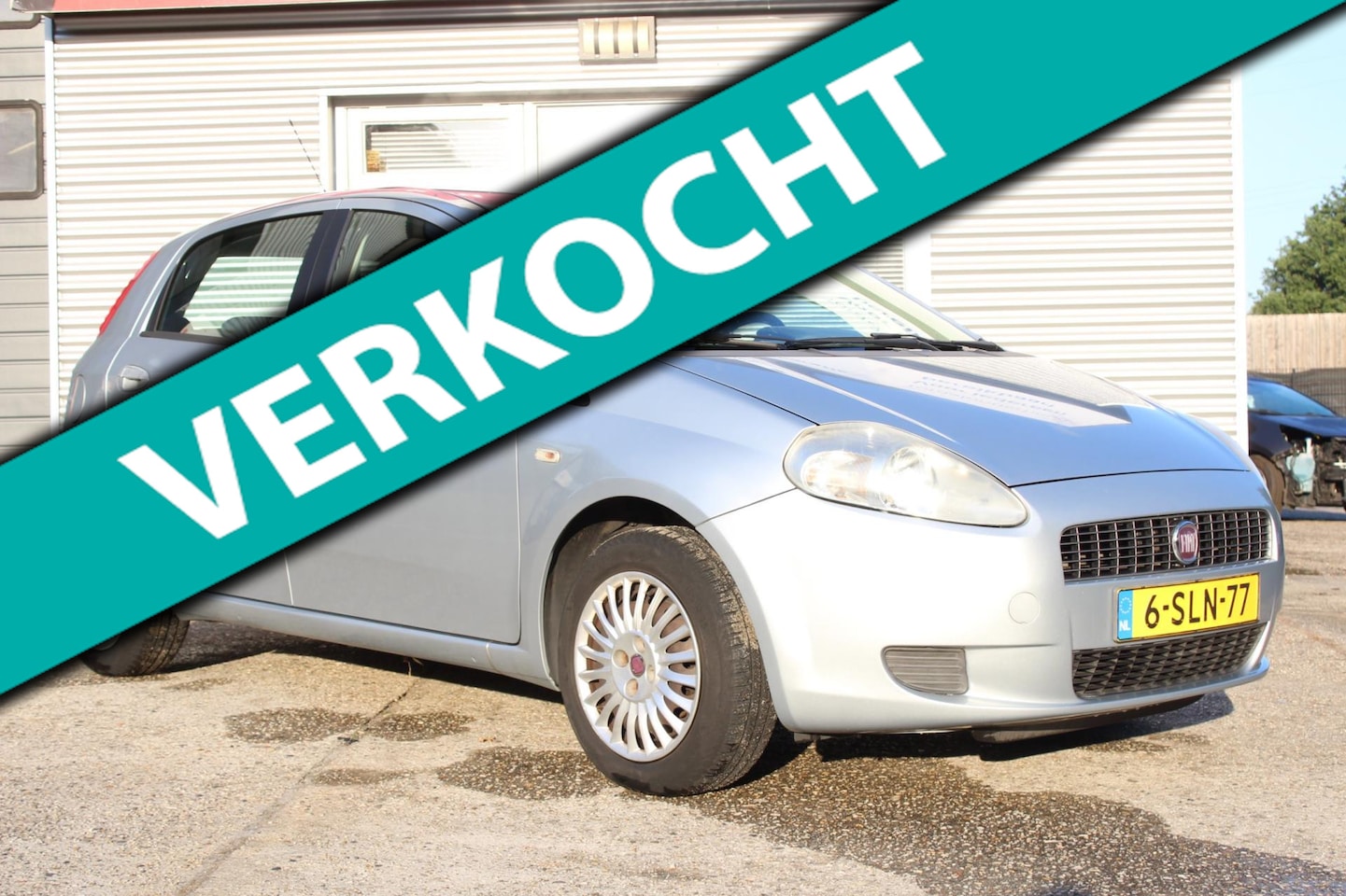 Fiat Grande Punto - 1.2 Active 1.2 Active 5-deurs, airco, nette zuinige auto, boekjes, 2x sleutel, nieuwe apk, incl. afle - AutoWereld.nl