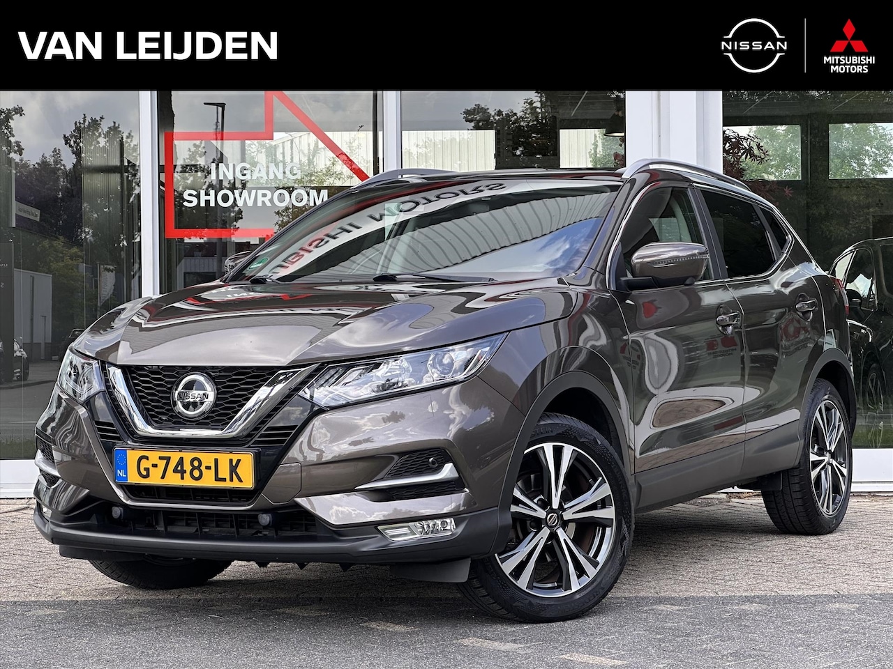 Nissan Qashqai - 1.3 DIG-T 160pk N-Connecta | 1.500kg Trekgewicht | Trekhaak | Navigatie | Panoramdak | 360 - AutoWereld.nl